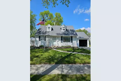 213 23rd Avenue N, Fargo, ND 58102 - Photo 1