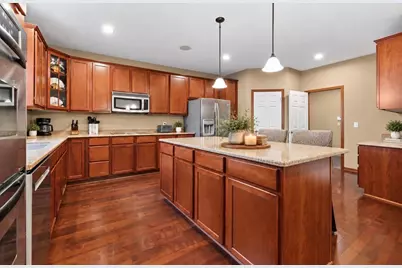 2061 Winterberry Lane, Shakopee, MN 55379 - Photo 13