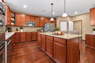 2061 Winterberry Ln, Shakopee, MN 55379 - Photo 13