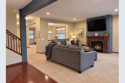 2061 Winterberry Lane, Shakopee, MN 55379 - Photo 7