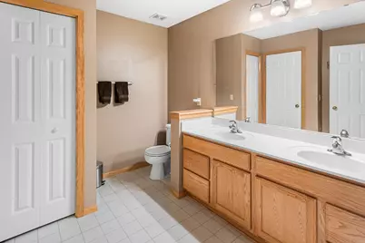 2033 Poppy Drive, Chanhassen, MN 55317 - Photo 29