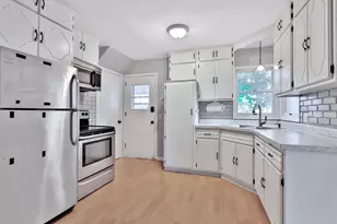 2966 Louisiana Ave N, Crystal, MN 55427 - Photo 7