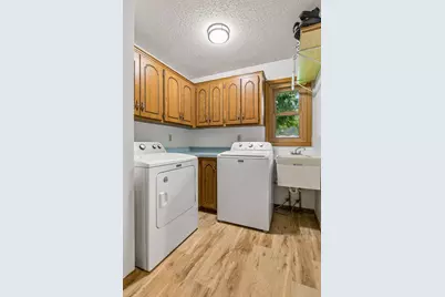 900 Nina Court, Mendota Heights, MN 55118 - Photo 29