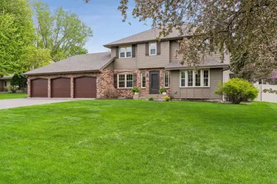 900 Nina Court, Mendota Heights, MN 55118 - Photo 1