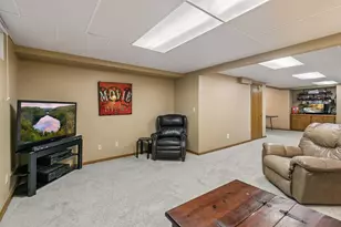 900 Nina Ct, Mendota Heights, MN 55118 - Photo 49