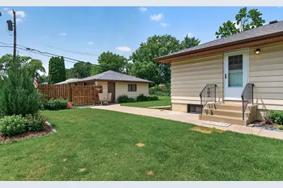 6801 Orchard Avenue N, Brooklyn Center, MN 55429 - Photo 29