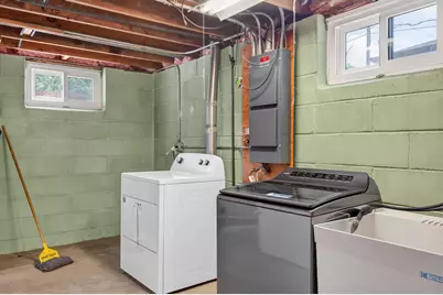 6801 Orchard Avenue N, Brooklyn Center, MN 55429 - Photo 27