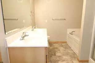 332 Orendorff Way NE, Columbia Heights, MN 55421 - Photo 35