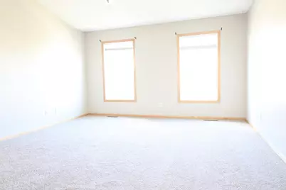 332 Orendorff Way NE, Columbia Heights, MN 55421 - Photo 33