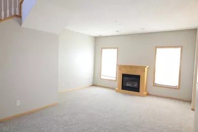 332 Orendorff Way NE, Columbia Heights, MN 55421 - Photo 11