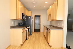 332 Orendorff Way NE, Columbia Heights, MN 55421 - Photo 7
