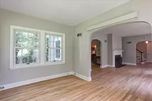 1319 Oakwood Ave, Menomonie, WI 54751 - Photo 9