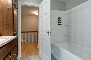 1319 Oakwood Ave, Menomonie, WI 54751 - Photo 21