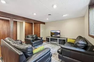 916 Whitney Dr, Apple Valley, MN 55124 - Photo 15