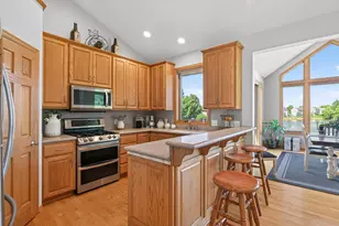 5608 105th Ave N, Brooklyn Park, MN 55443 - Photo 7