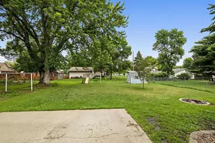 412 Red River Ave S, Cold Spring, MN 56320 - Photo 3