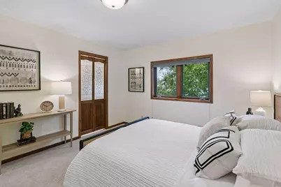 707 Hamline Avenue S, Saint Paul, MN 55116 - Photo 17