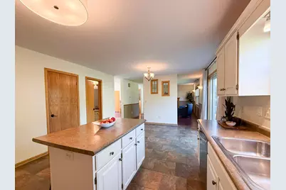 411 Waterview Lane NW, Rochester, MN 55901 - Photo 5
