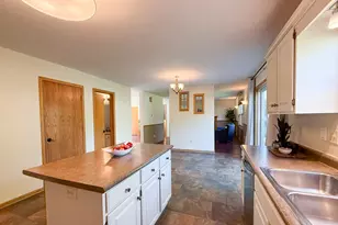 411 Waterview Ln NW, Rochester, MN 55901 - Photo 5