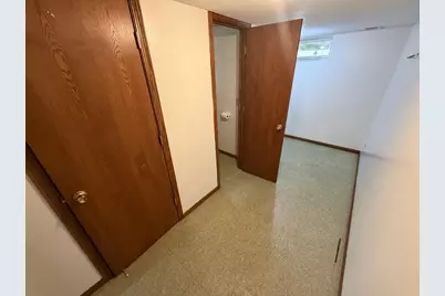 2140 Bush Avenue E, Saint Paul, MN 55119 - Photo 19
