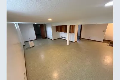 2140 Bush Avenue E, Saint Paul, MN 55119 - Photo 17