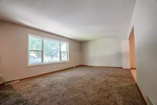 708 Olena Ave SE, Willmar, MN 56201 - Photo 5