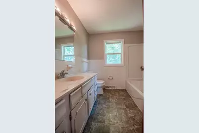 708 Olena Avenue SE, Willmar, MN 56201 - Photo 11