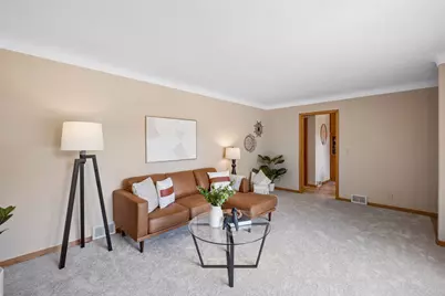 1171 Shryer Avenue W, Roseville, MN 55113 - Photo 7