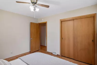 1171 Shryer Avenue W, Roseville, MN 55113 - Photo 17