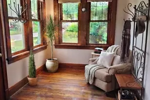 1434 Hythe St, Saint Paul, MN 55108 - Photo 3