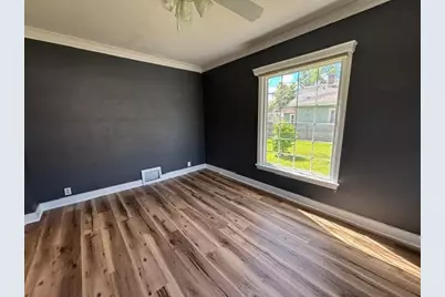 1208 12th Avenue E, Hibbing, MN 55746 - Photo 13