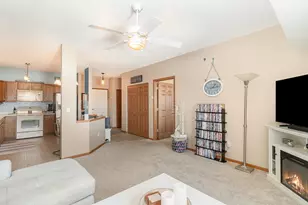 601 Levander Way, South Saint Paul, MN 55075 - Photo 11