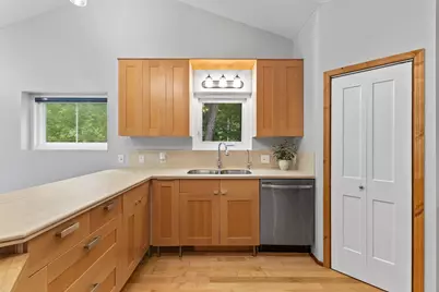 13593 Embry Way, Apple Valley, MN 55124 - Photo 5