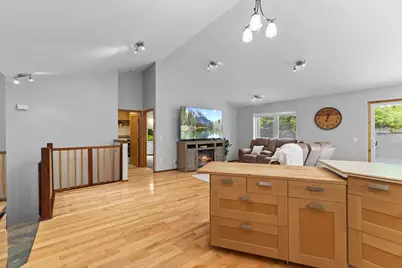 13593 Embry Way, Apple Valley, MN 55124 - Photo 7