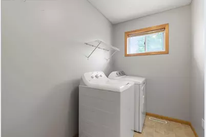 1685 Philipp Way, Shakopee, MN 55379 - Photo 29