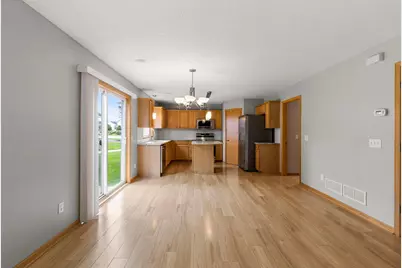 1685 Philipp Way, Shakopee, MN 55379 - Photo 15