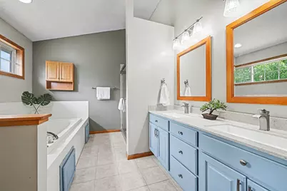 2466 Lone Eagle Trail, Woodbury, MN 55129 - Photo 15