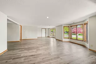 2000 Westview Dr, Hastings, MN 55033 - Photo 23