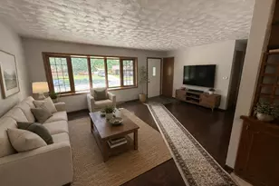 2597 Southlawn Dr, Maplewood, MN 55109 - Photo 11