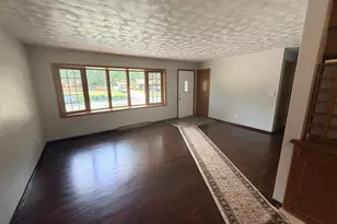 2597 Southlawn Dr, Maplewood, MN 55109 - Photo 9