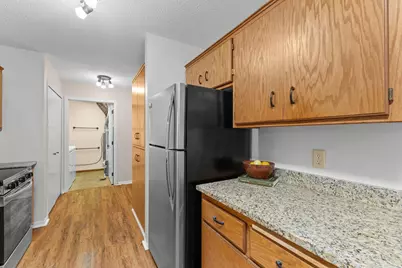 661 Belland Avenue, Vadnais Heights, MN 55127 - Photo 13