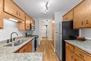 661 Belland Ave, Vadnais Heights, MN 55127 - Photo 11
