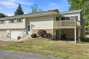 10422 Decatur Ave S, Bloomington, MN 55438 - Photo 3