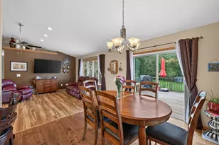878 Kelly St, Lino Lakes, MN 55014 - Photo 7