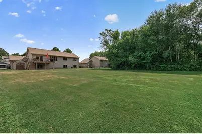 878 Kelly Street, Lino Lakes, MN 55014 - Photo 5