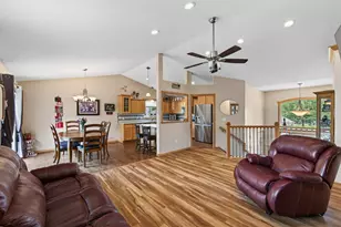 878 Kelly St, Lino Lakes, MN 55014 - Photo 5