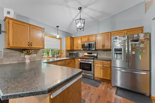 2641 Oak Ridge Dr, Monticello, MN 55362 - Photo 5