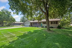 1605 W 132nd St, Burnsville, MN 55337 - Photo 25