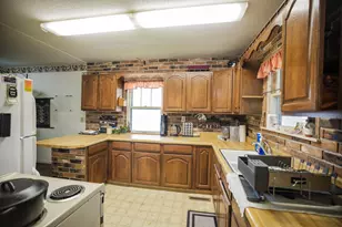 402 W 8th St, Morris, MN 56267 - Photo 15