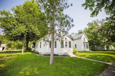 402 W 8th Street, Morris, MN 56267 - Photo 3